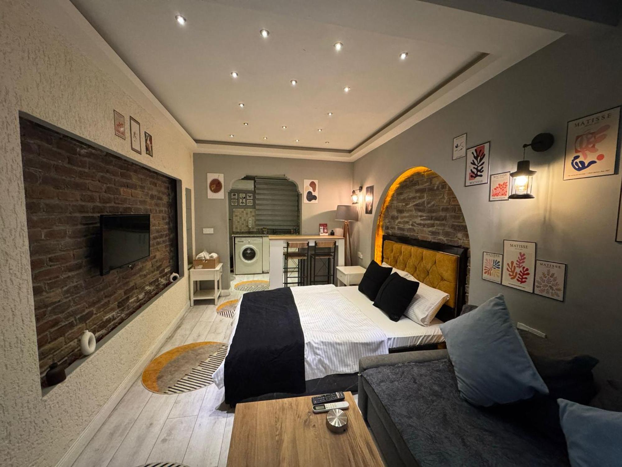 Nova Park Hotel-bomonti Готель 3*