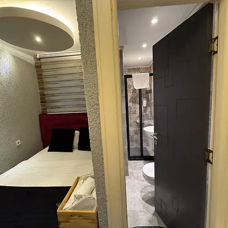 Nova Park Suite Hotel-Bomonti Istanboel Buitenkant foto
